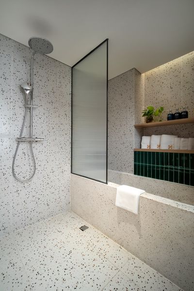 Phòng Luxury Deluxe Triple